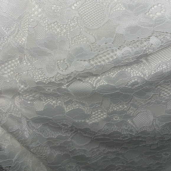 Torrid off shoulder white lace wedding dress nwt - Picture 4 of 5